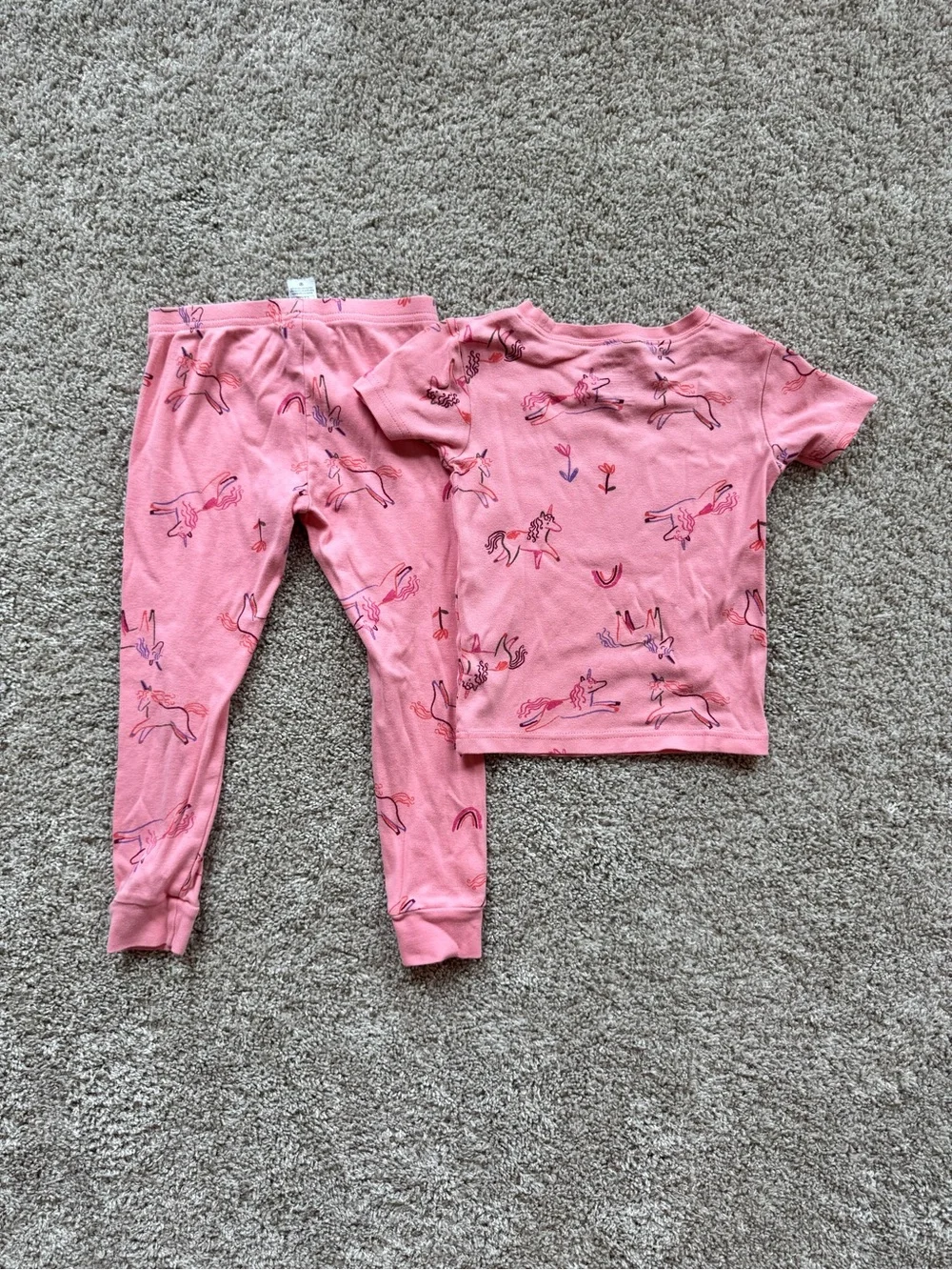 Carter’s Girls Unicorn Pajama Set Size 4T Pink 2 Pack Pink Unicorn pajamas